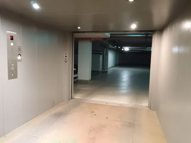 Eladó garázs Budapest VI. kerület 36 nm