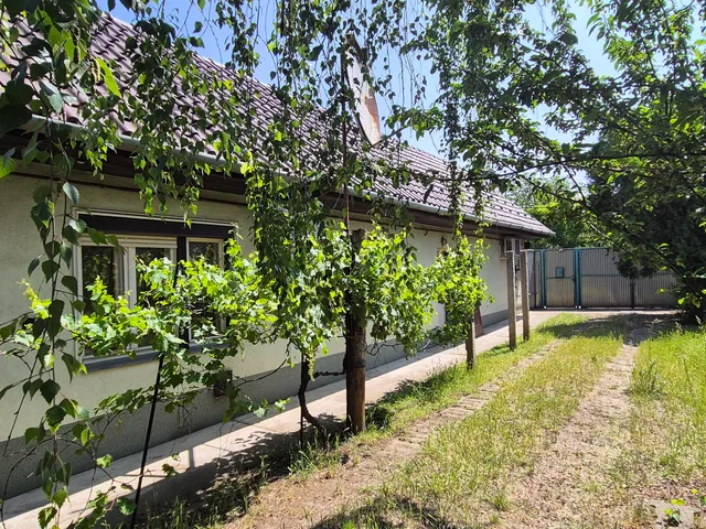 Eladó ház Debrecen, Biharikert 64 nm