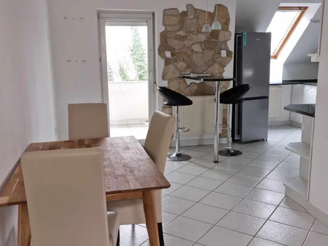 Kiadó lakás Debrecen, Széchenyikert, Gyolcsos utca 70 nm