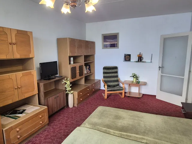 Kiadó lakás Debrecen, Egyetemváros, Görgey utca 44 nm