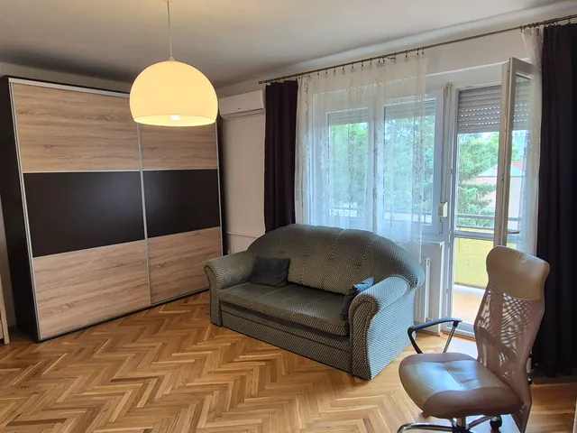 Eladó lakás Debrecen, Sestakert 54 nm
