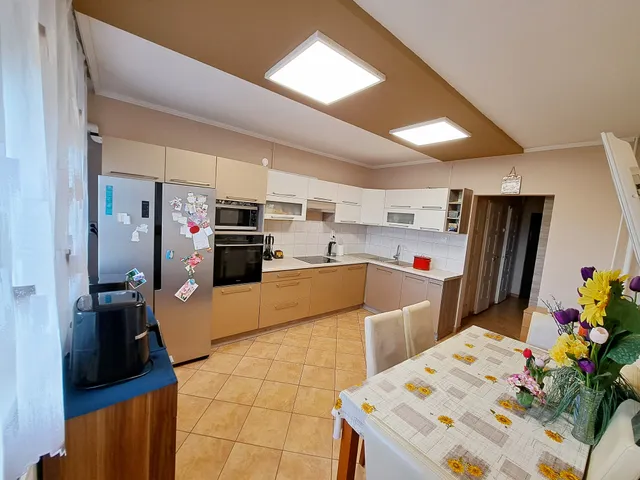 Eladó lakás Debrecen, Tócóskert 65 nm