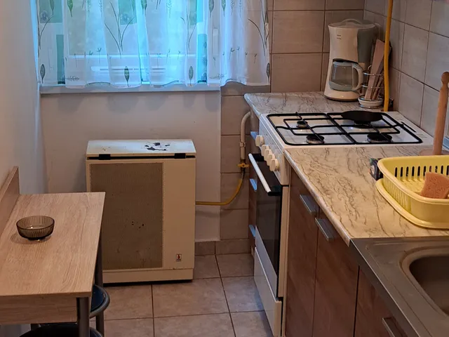 Kiadó lakás Debrecen, Nagyerdőalja 43 nm