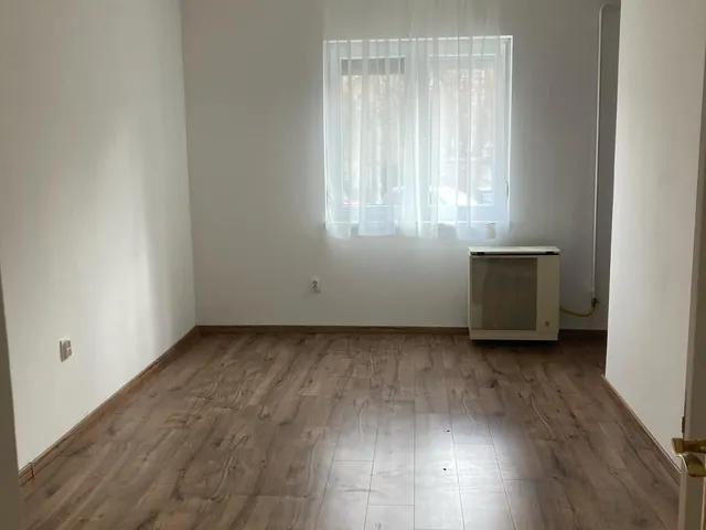 Kiadó lakás Debrecen, Libakert 61 nm