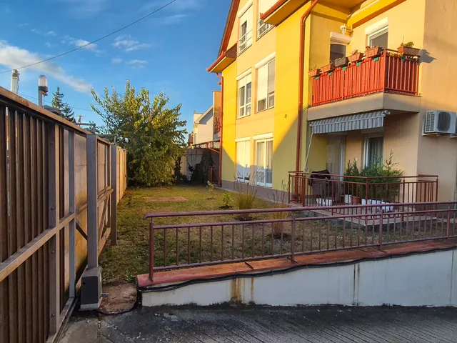 Eladó lakás Debrecen, Hatvan utcai kert 50 nm