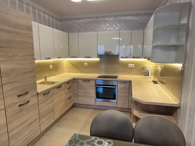 Kiadó lakás Debrecen, Akadémiakert 64 nm