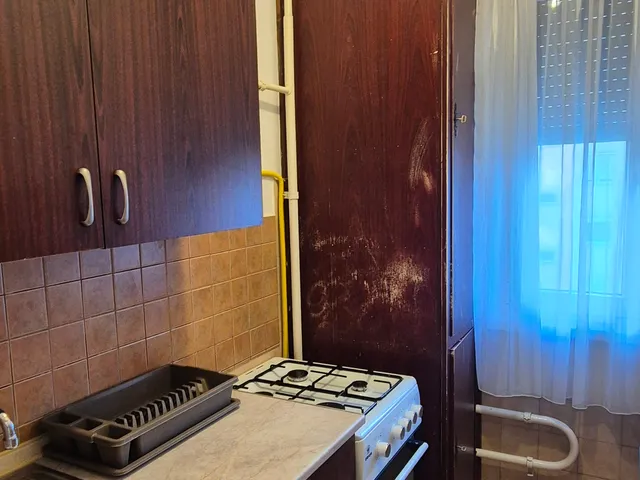 Eladó lakás Debrecen, Vénkert, Sinai Miklós utca 35 nm