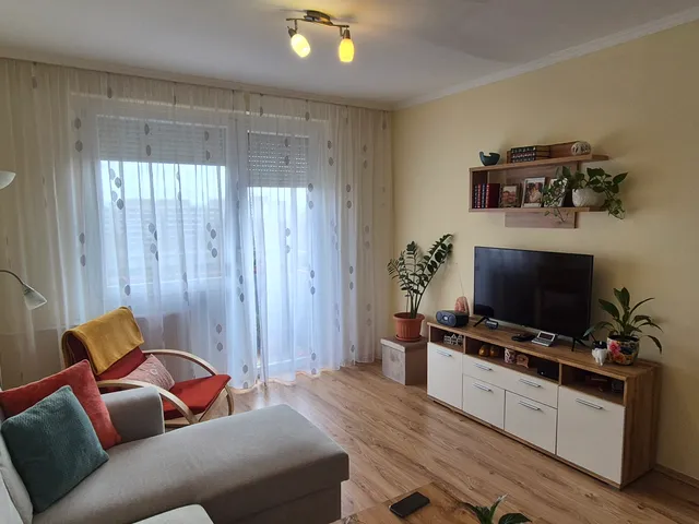 Eladó lakás Debrecen, Tócóskert, Derék utca 40 nm