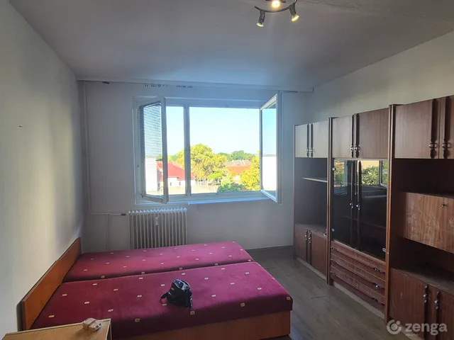 Eladó lakás Debrecen, Vénkert, Domokos Lajos uca 35 nm