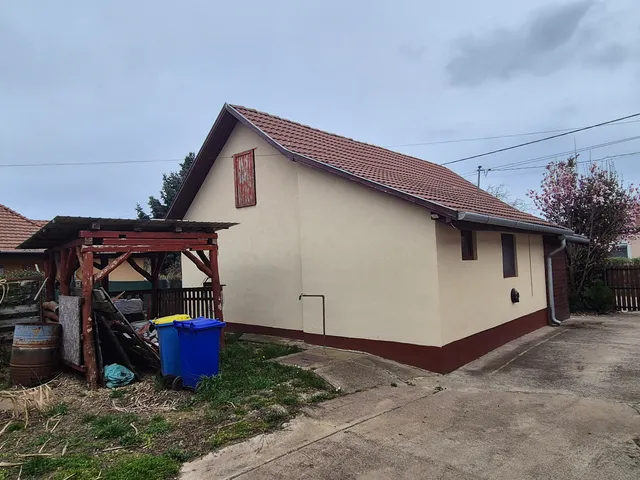 Eladó ház Debrecen, Józsa 47 nm