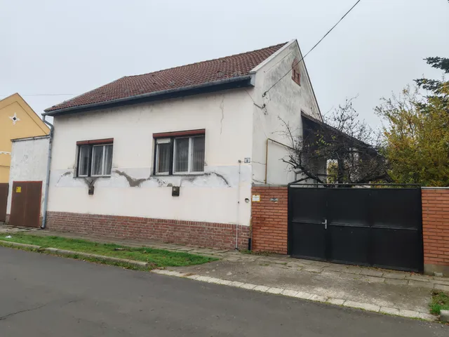 Eladó ház Szeged 82 nm