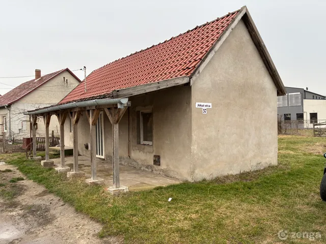 Eladó ház Kistelek 47 nm