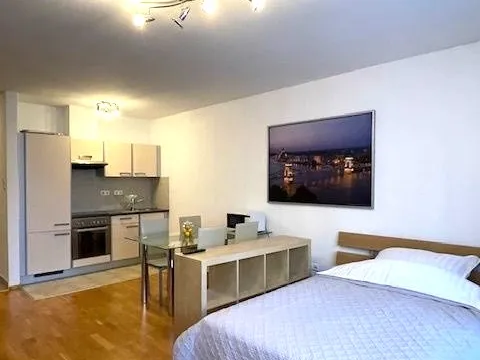 Kiadó lakás Budapest III. kerület, Újlak III. ker. 35 nm