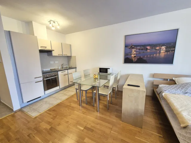 Kiadó lakás Budapest III. kerület, Újlak III. ker. 35 nm