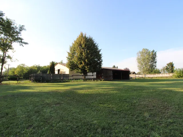 Eladó telek Nagykőrös 70000 nm