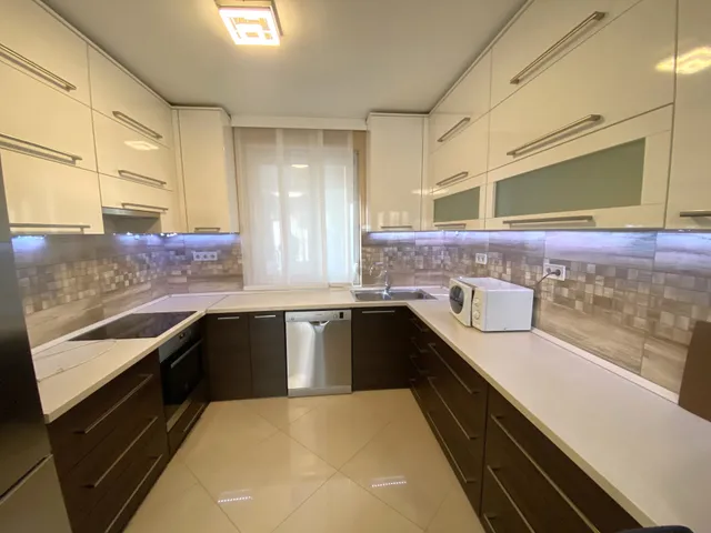 Kiadó ház Kecskemét, Belváros 90 nm