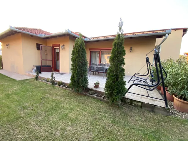 Eladó ház Kecskemét, Kadafalva 156 nm
