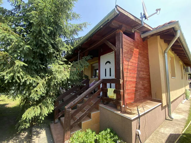 Eladó ház Kecskemét, Máriahegy 134 nm
