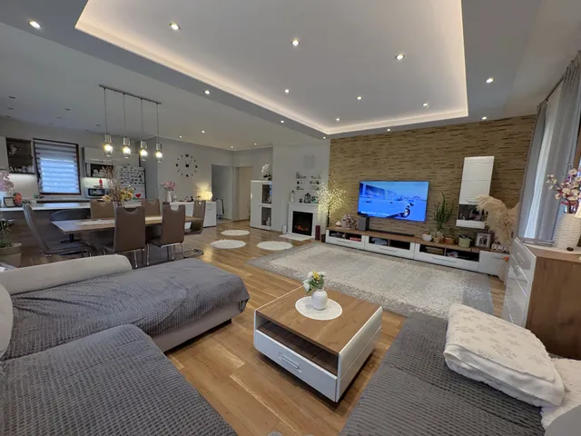 Eladó ház Kecskemét 218 nm