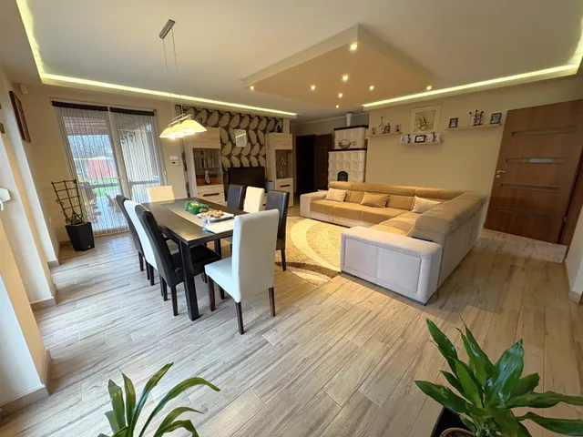 Eladó ház Helvécia 176 nm