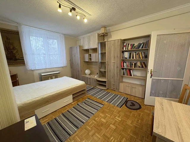 Kiadó lakás Kecskemét, Hunyadiváros 29 nm