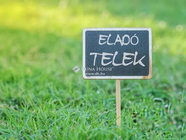 Eladó telek Keszthely 449 nm