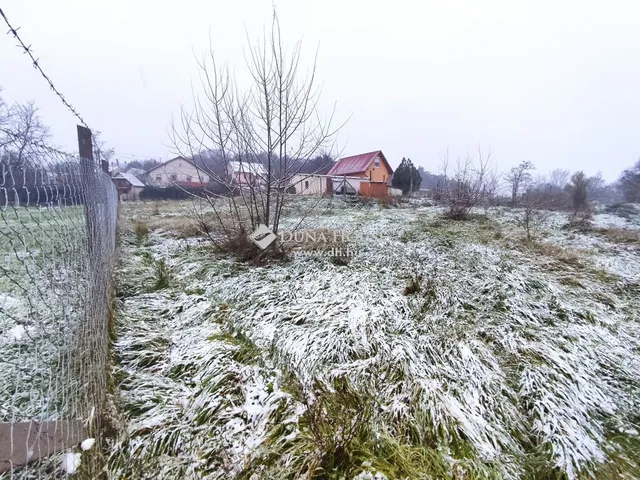 Eladó telek Kincsesbánya 1106 nm