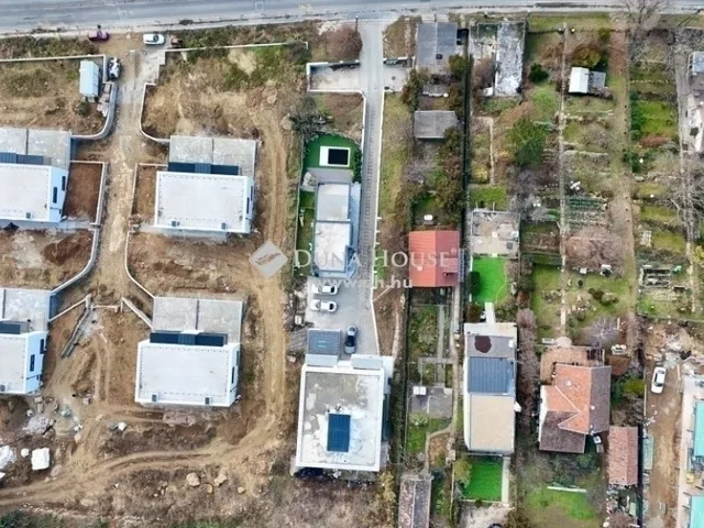 Eladó lakás Budapest III. kerület 108 nm