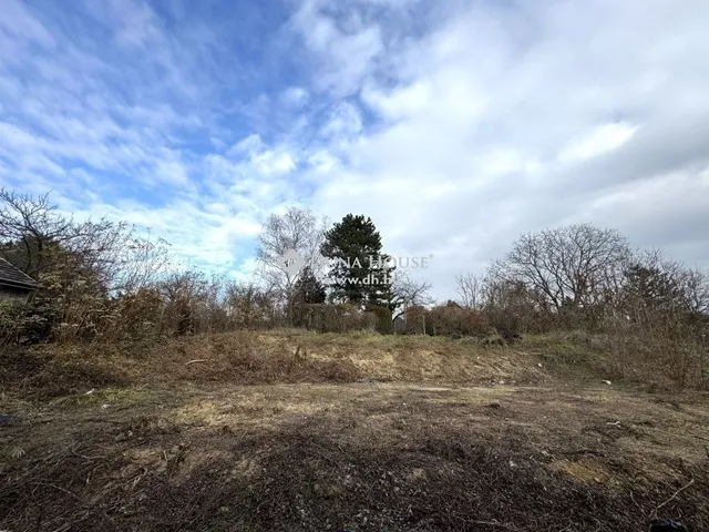 Eladó lakás Budapest III. kerület 108 nm