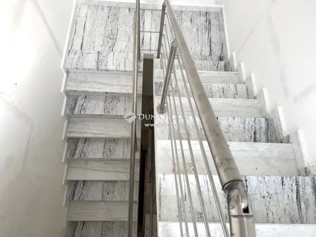 Eladó lakás Budapest III. kerület 108 nm