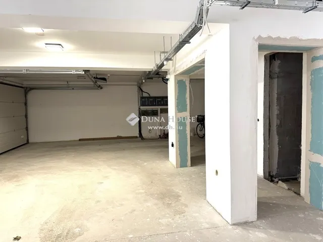 Eladó lakás Budapest III. kerület 108 nm