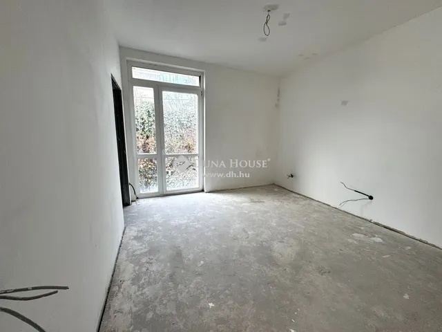 Eladó lakás Budapest III. kerület 108 nm