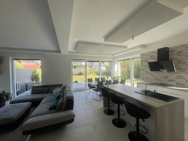 Eladó ház Veresegyház 170 nm