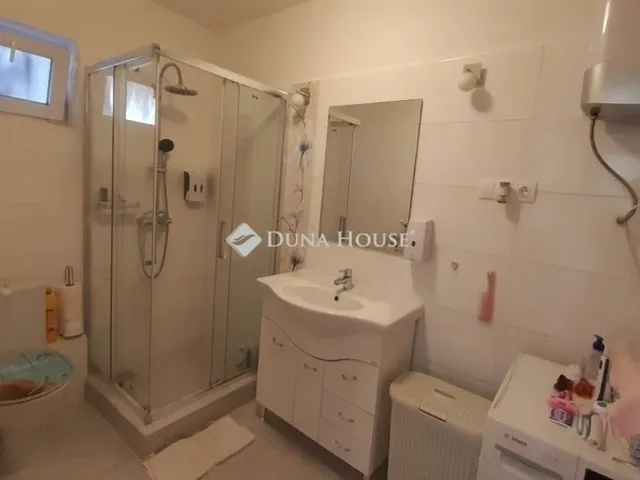 Eladó ház Budapest XIII. kerület, Angyalföld 181 nm