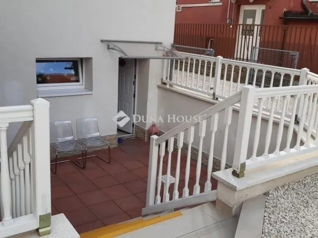 Eladó ház Budapest XIII. kerület, Angyalföld 181 nm