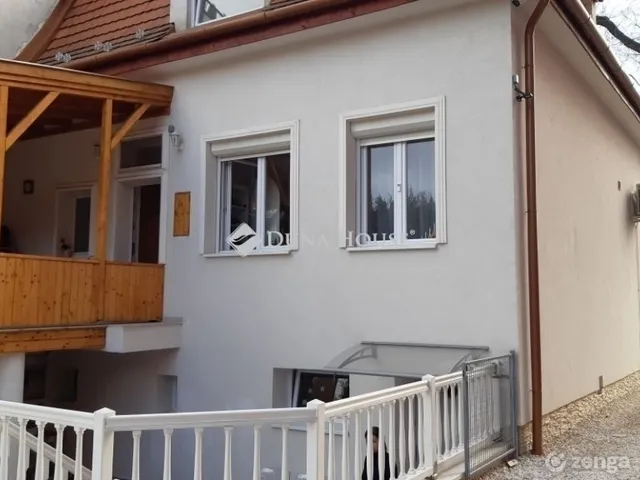 Eladó ház Budapest XIII. kerület, Angyalföld 181 nm