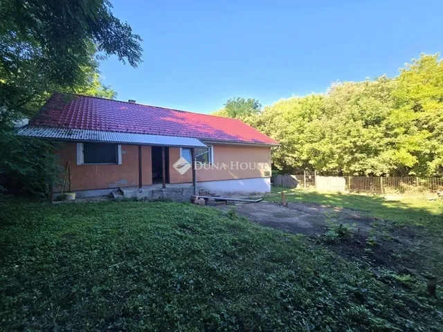 Eladó ház Pécel 96 nm