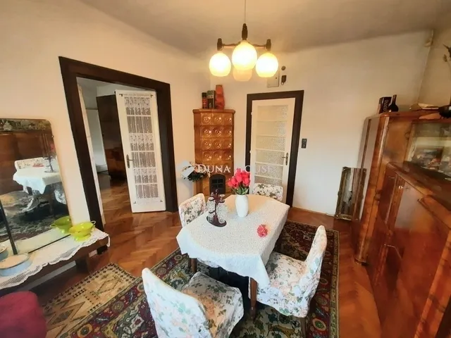 Eladó ház Budapest XVII. kerület, Rákoshegy 141 nm