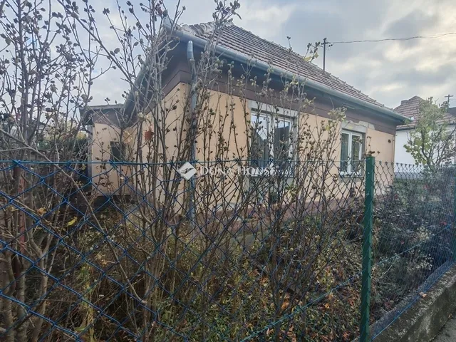 Eladó ház Budapest XVI. kerület 61 nm