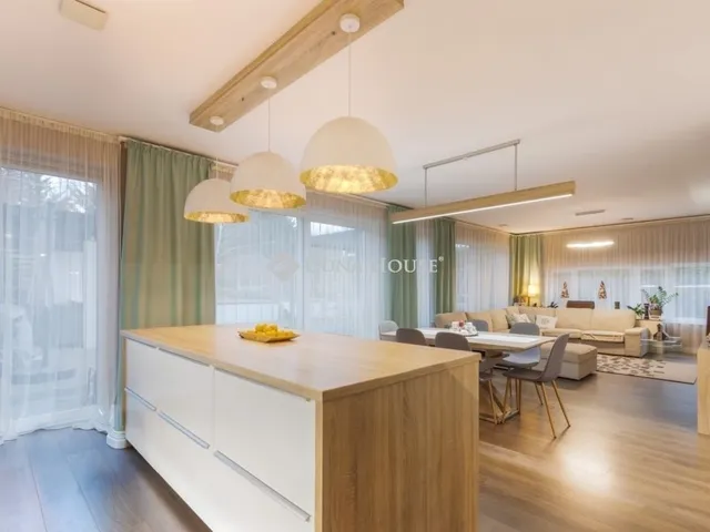 Eladó ház Mogyoród 152 nm