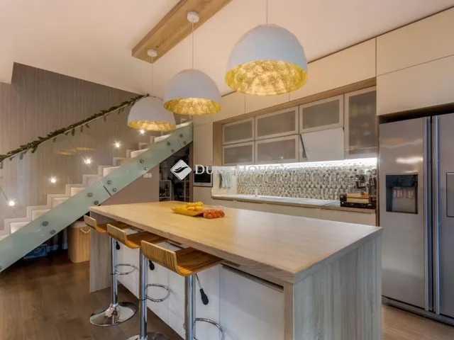 Eladó ház Mogyoród 152 nm