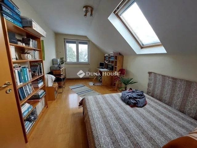 Eladó ház Budapest III. kerület, Csillaghegy 180 nm