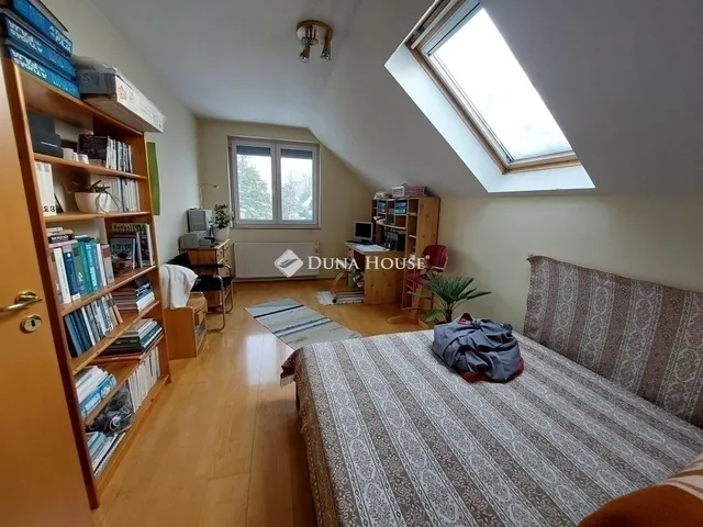 Eladó ház Budapest III. kerület, Csillaghegy 180 nm