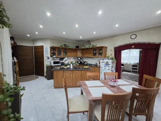 Eladó ház Gödöllő 146 nm