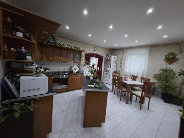 Eladó ház Gödöllő 146 nm