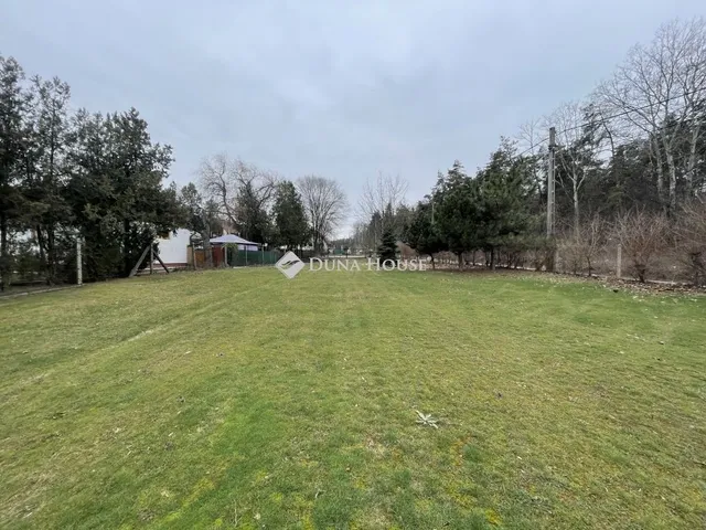 Eladó telek Őrbottyán 1044 nm