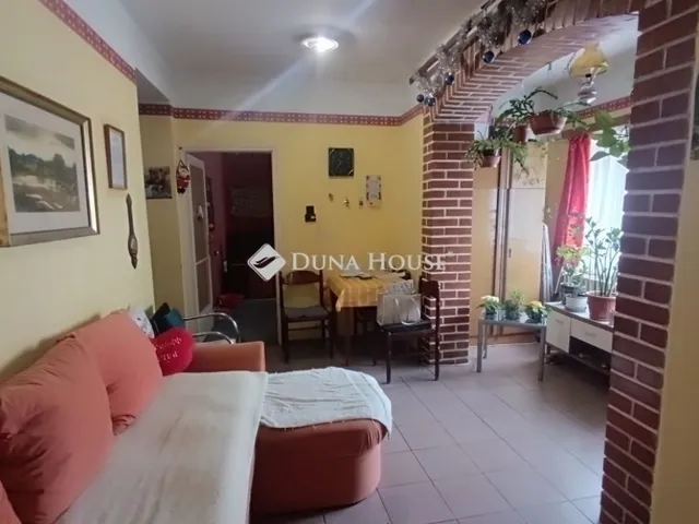 Eladó ház Szentmártonkáta 150 nm