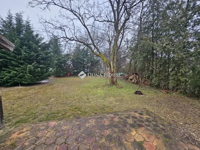 Eladó üdülő és hétvégi ház Szigetmonostor 25 nm