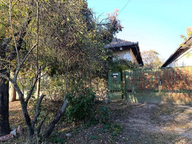 Eladó telek Valkó 2398 nm