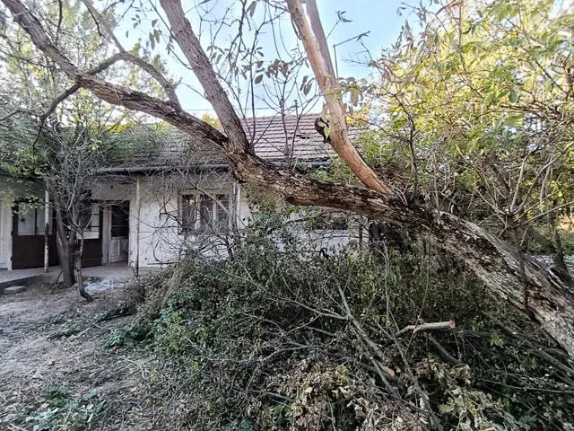 Eladó telek Valkó 2398 nm